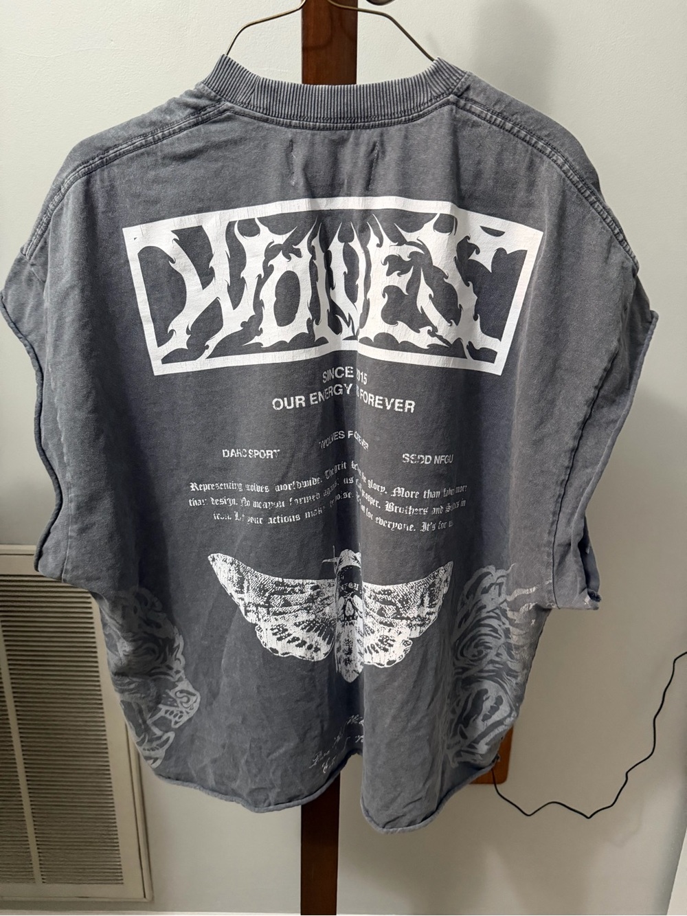 Darc Sport Deaths Hand Grunge Cut Off Mid Length Raw Hem Tee